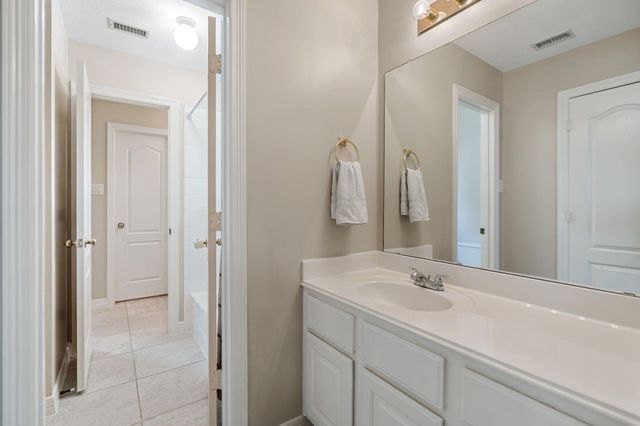 5515 Chase Harbor, Houston, TX 77041