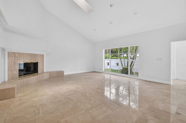 8044 Twin Lake Drive, Boca Raton, FL 33496