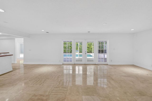 8044 Twin Lake Drive, Boca Raton, FL 33496