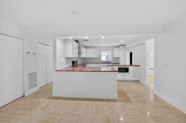 8044 Twin Lake Drive, Boca Raton, FL 33496