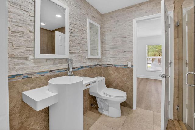 8044 Twin Lake Drive, Boca Raton, FL 33496