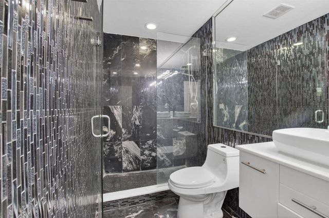 8044 Twin Lake Drive, Boca Raton, FL 33496