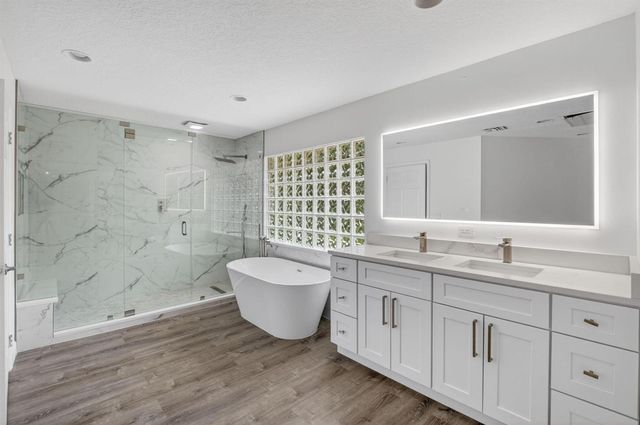 8044 Twin Lake Drive, Boca Raton, FL 33496