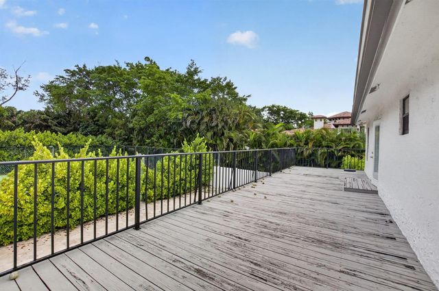 8044 Twin Lake Drive, Boca Raton, FL 33496