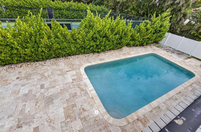 8044 Twin Lake Drive, Boca Raton, FL 33496