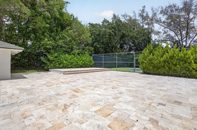 8044 Twin Lake Drive, Boca Raton, FL 33496
