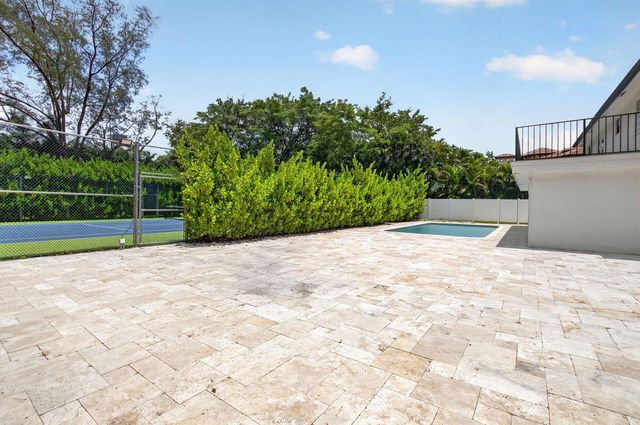 8044 Twin Lake Drive, Boca Raton, FL 33496