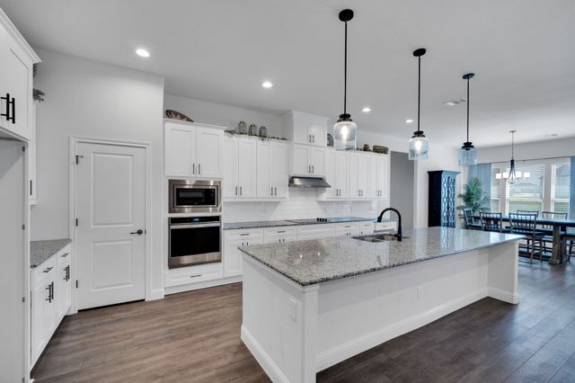 150 Highgate Drive, Venus, TX 76084