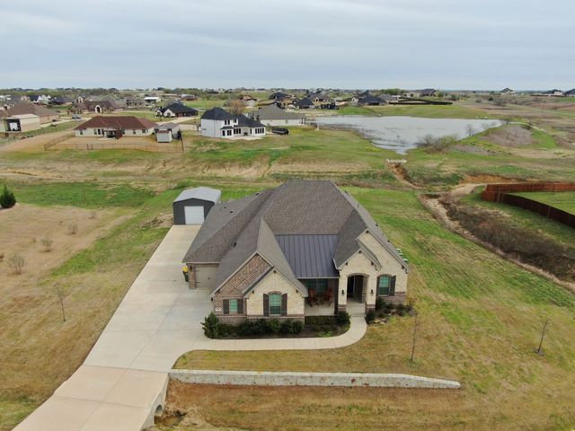 150 Highgate Drive, Venus, TX 76084