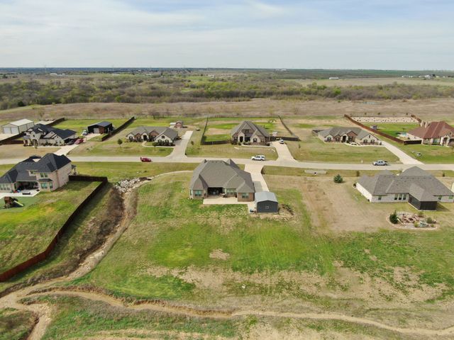 150 Highgate Drive, Venus, TX 76084