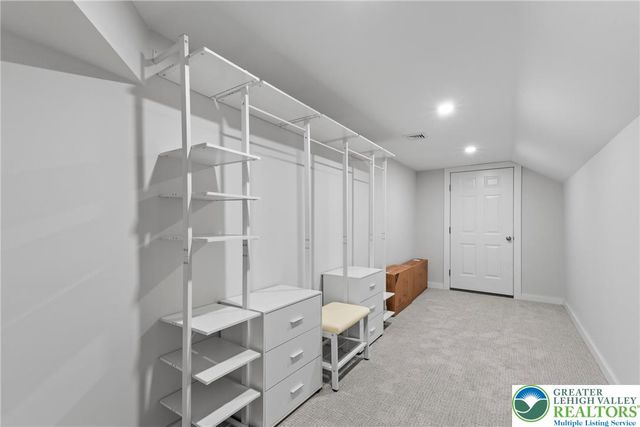 32 West Market Street 2nd Floor, Bethlehem City, PA 18018