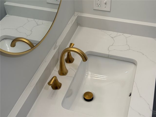 212 St Louis Avenue, Woonsocket, RI 02895