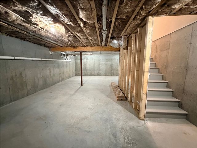 212 St Louis Avenue, Woonsocket, RI 02895