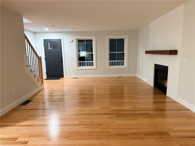 212 St Louis Avenue, Woonsocket, RI 02895