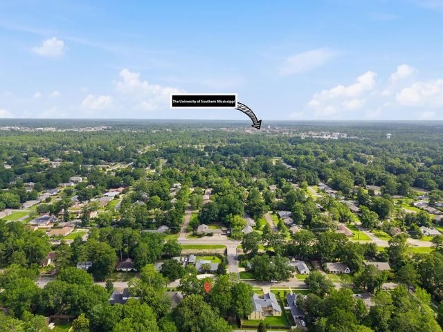3010 Raphael Dr., Hattiesburg, MS 39402