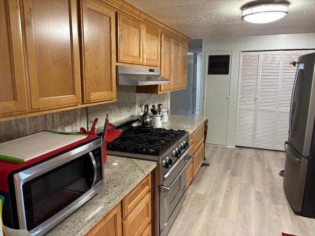 809 Maher Road, Royal Oaks, CA 95076