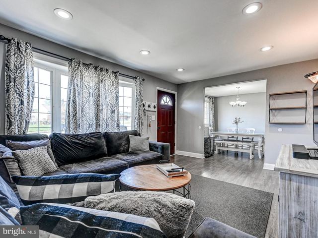 2712 BURRIDGE RD, Baltimore, MD 21234