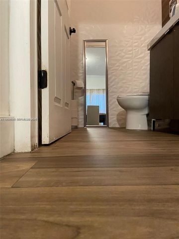 11479 NW 60th Ter 373, Doral, FL 33178