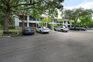 831 Lyons Road 23101, Coconut Creek, FL 33063