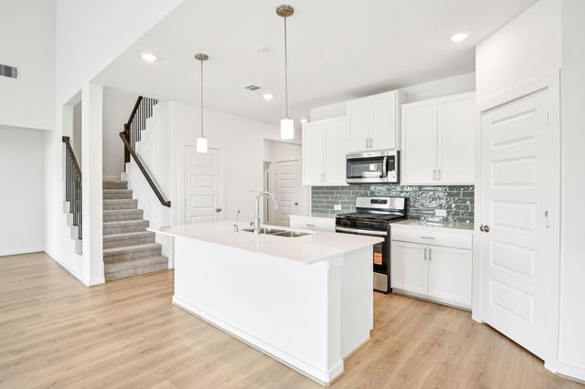 1636 Hopson Ranch Drive, Conroe, TX 77301