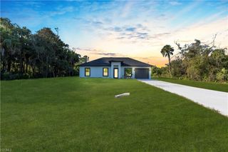 644 WOODCREST DR, Lehigh Acres, FL 33972