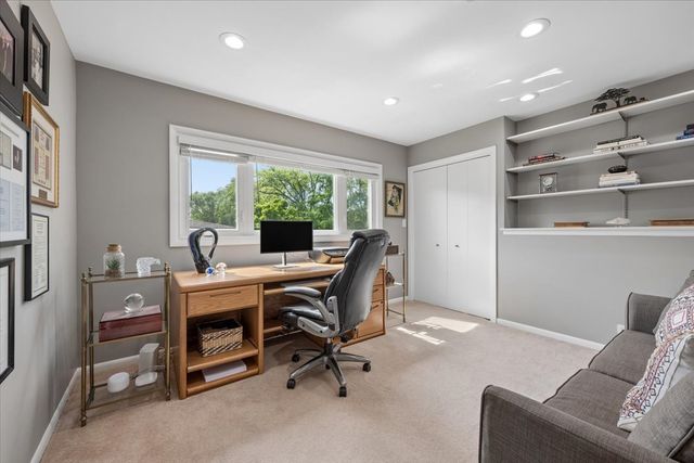 3131 Central Avenue, Wilmette, IL 60091