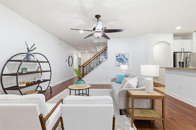 7907 HAMPTON LAKE DRIVE, Tampa, FL 33647