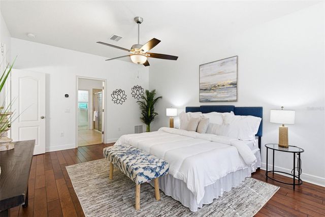 7907 HAMPTON LAKE DRIVE, Tampa, FL 33647