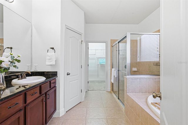 7907 HAMPTON LAKE DRIVE, Tampa, FL 33647