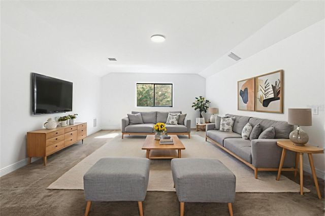 7907 HAMPTON LAKE DRIVE, Tampa, FL 33647