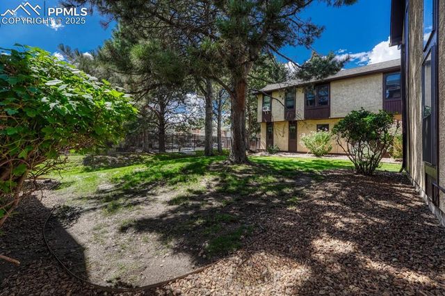 4671 Winewood Village Drive, Colorado Springs, CO 80917