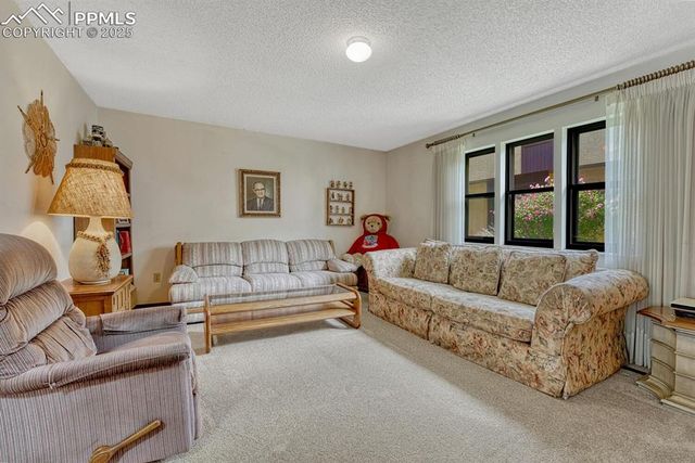 4671 Winewood Village Drive, Colorado Springs, CO 80917