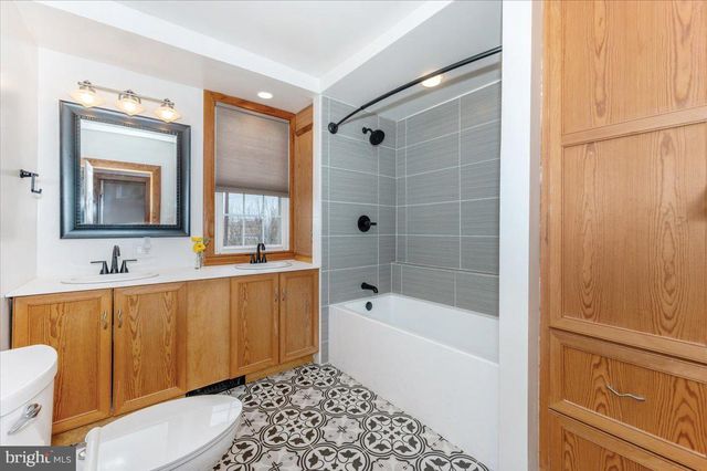 11646 CREAGERSTOWN RD, Woodsboro, MD 21798