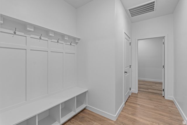 1805 S QUENNS GARDEN DR, Washington, UT 84780