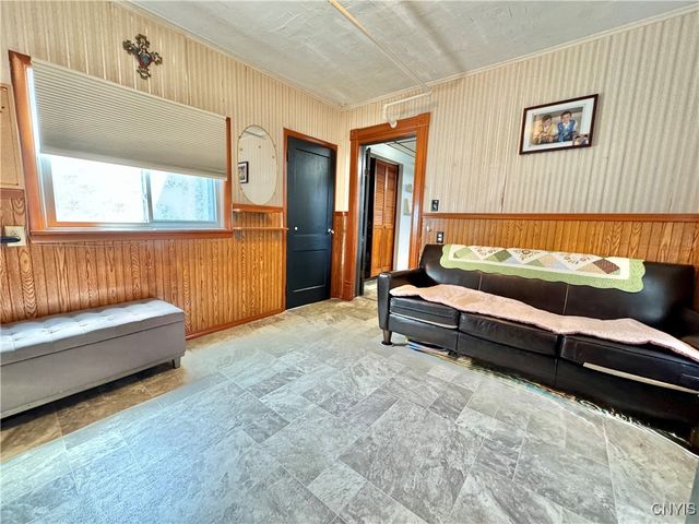 1039 Midland Avenue, Syracuse, NY 13205