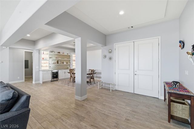 8260 Sweetwater Creek Way, Las Vegas, NV 89113