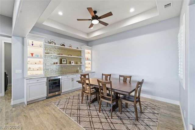 8260 Sweetwater Creek Way, Las Vegas, NV 89113