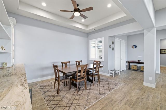 8260 Sweetwater Creek Way, Las Vegas, NV 89113