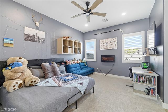 8260 Sweetwater Creek Way, Las Vegas, NV 89113