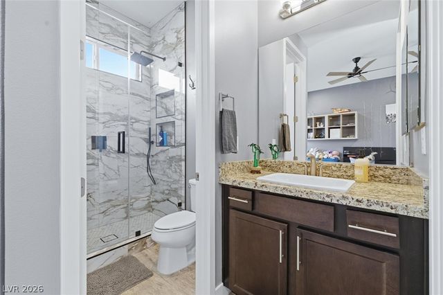 8260 Sweetwater Creek Way, Las Vegas, NV 89113