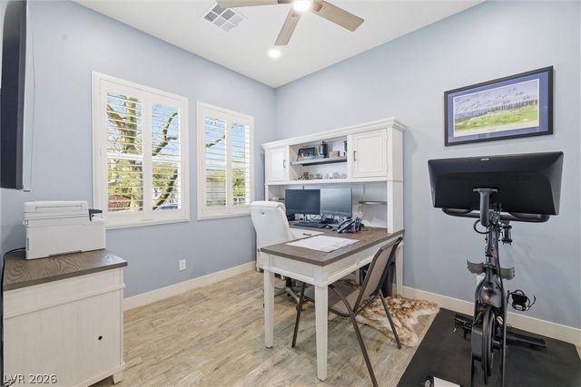 8260 Sweetwater Creek Way, Las Vegas, NV 89113