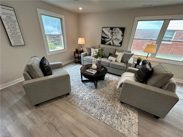 3006 Menands DR, Chesapeake, VA 23325