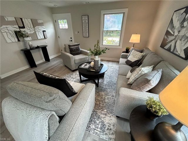 3006 Menands DR, Chesapeake, VA 23325