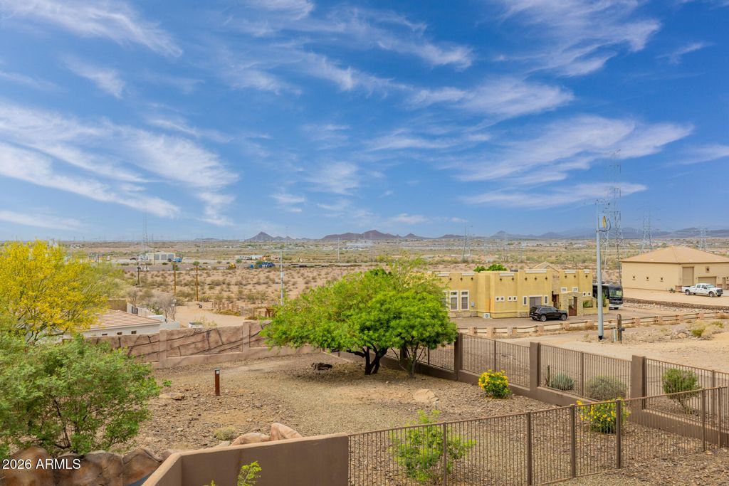 Image 111 of property listing at 10433 W MARIPOSA GRANDE --, Peoria, AZ 85383