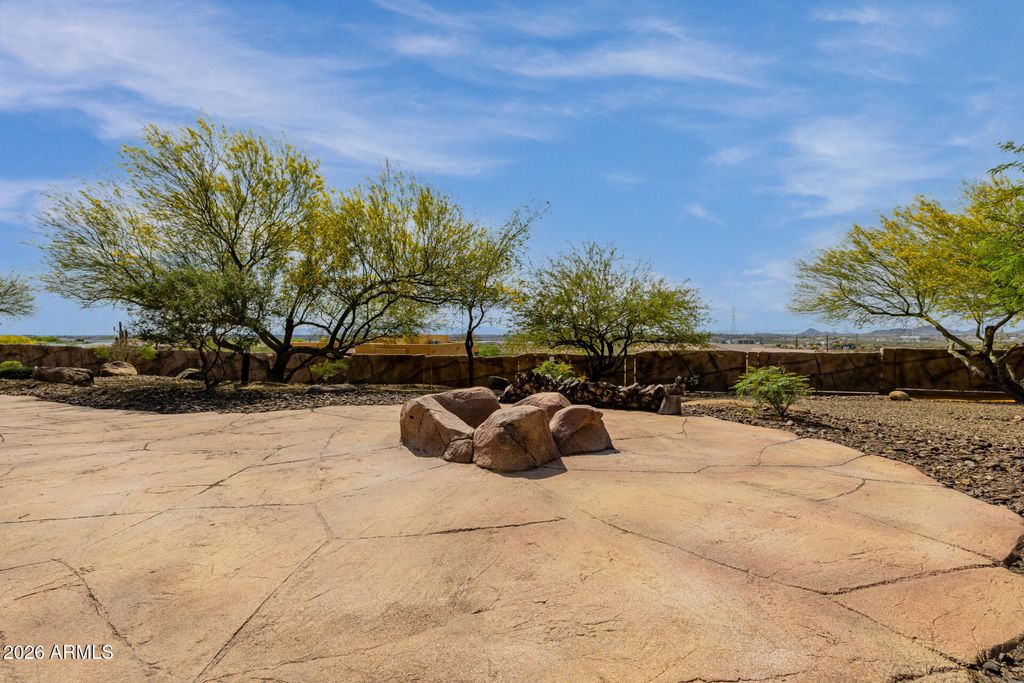 Image 126 of property listing at 10433 W MARIPOSA GRANDE --, Peoria, AZ 85383