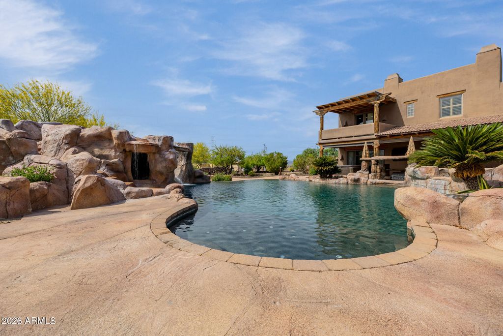 Image 129 of property listing at 10433 W MARIPOSA GRANDE --, Peoria, AZ 85383