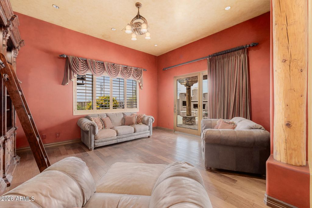 Image 29 of property listing at 10433 W MARIPOSA GRANDE --, Peoria, AZ 85383