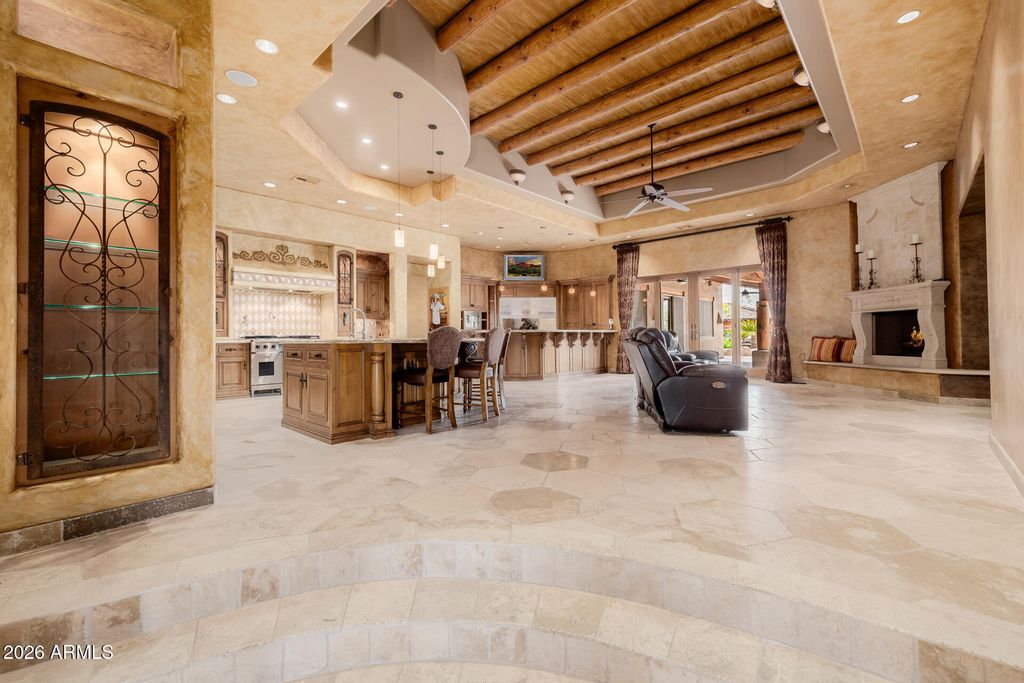 Image 31 of property listing at 10433 W MARIPOSA GRANDE --, Peoria, AZ 85383