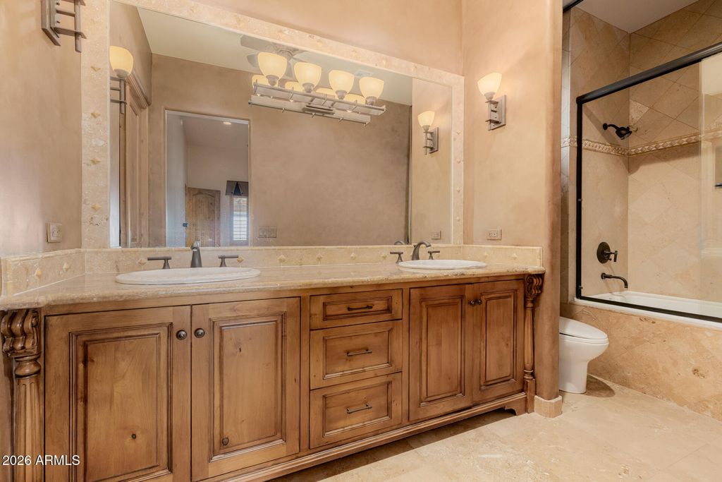 Image 64 of property listing at 10433 W MARIPOSA GRANDE --, Peoria, AZ 85383