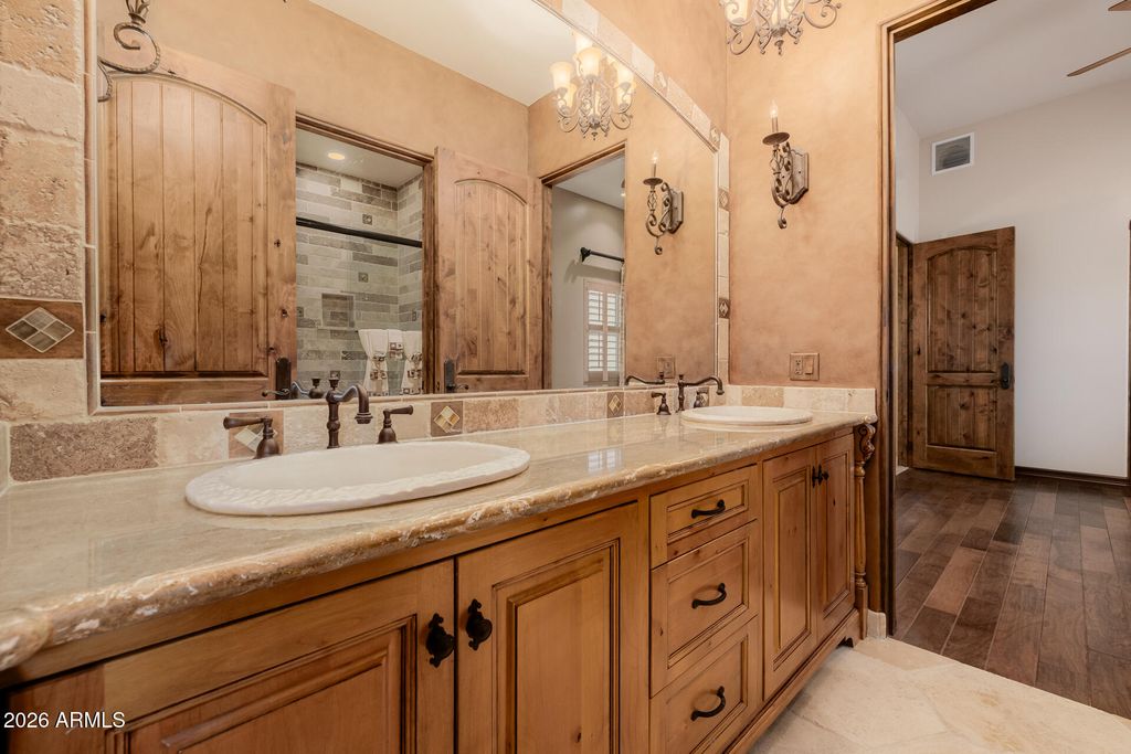 Image 69 of property listing at 10433 W MARIPOSA GRANDE --, Peoria, AZ 85383